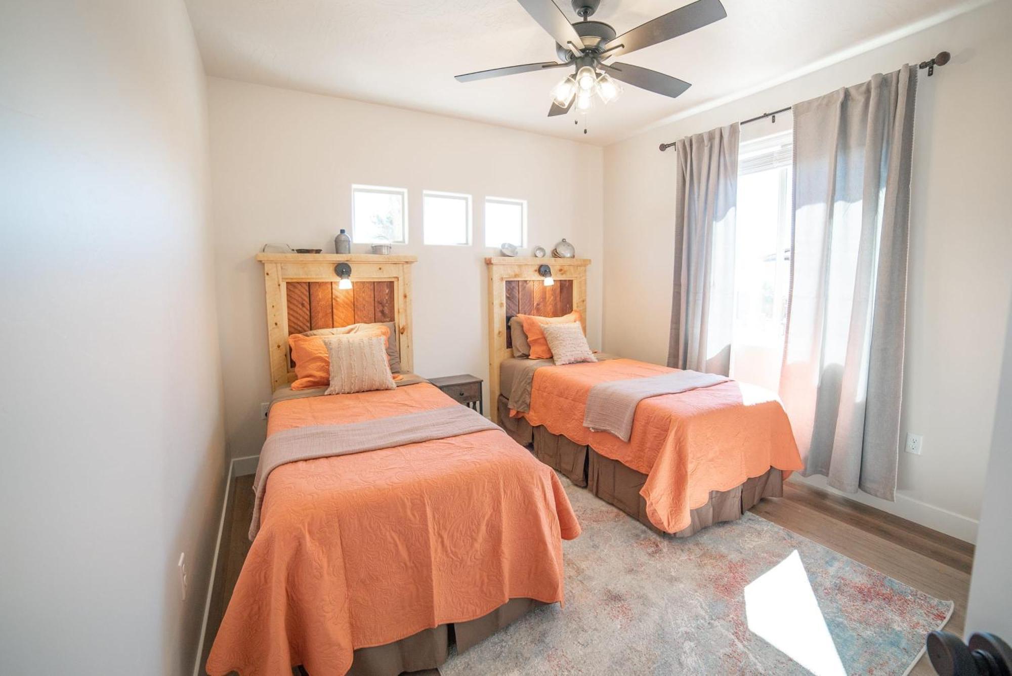Searchers Hideaway At Kabab - New West Properties Kanab Exterior photo